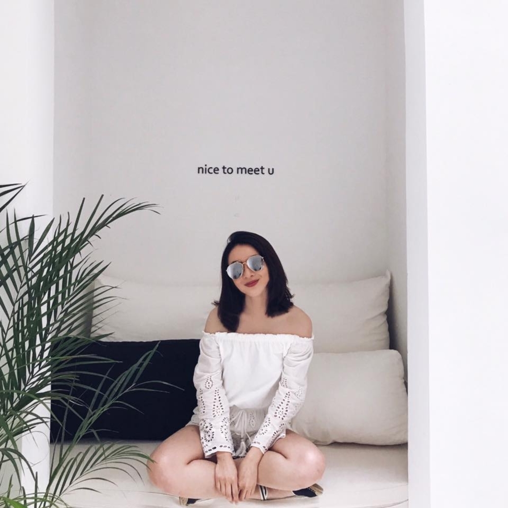 Meet your Posher, Yilan